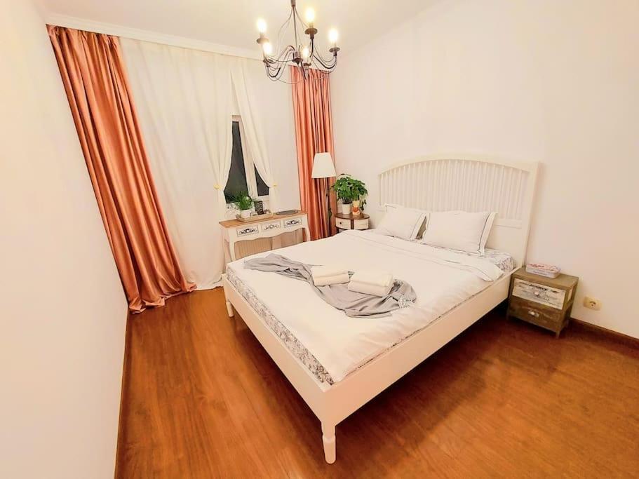 Cosy Boutique 61 Sqm Apartment - Private Parking - Ten Blocks Residence Bukurešť Exteriér fotografie